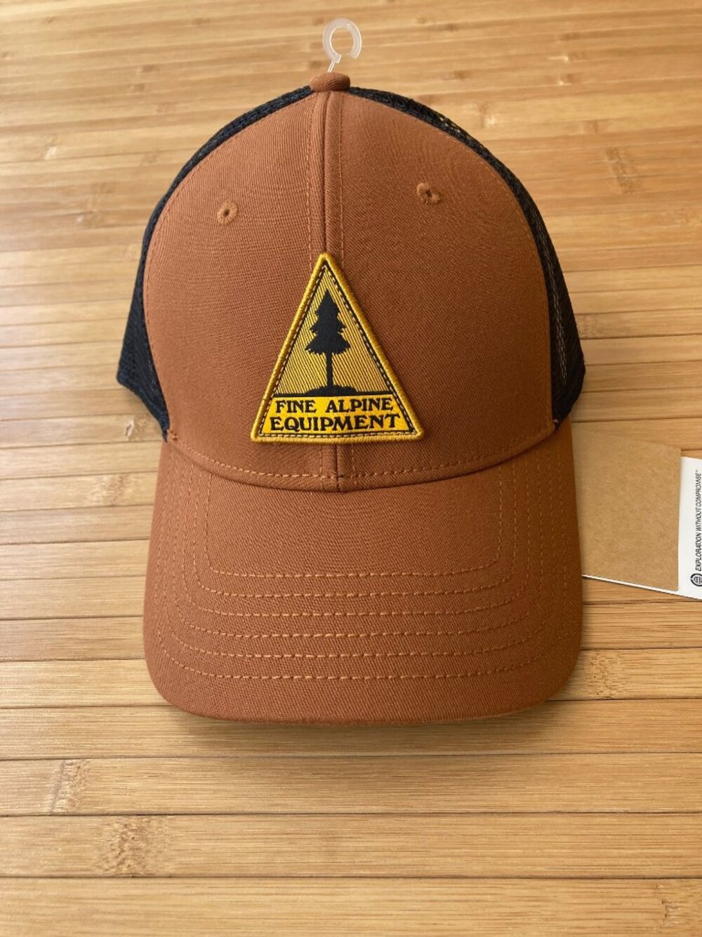 The North Face Graphic Mudder Trucker Hat Cap Snapback Burnt Umber NWT